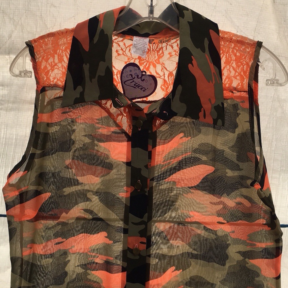 Shafoon sleeveless top